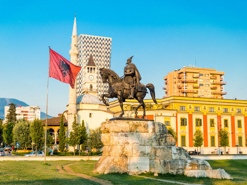 BAŞTANBAŞA BALKANLAR TURU