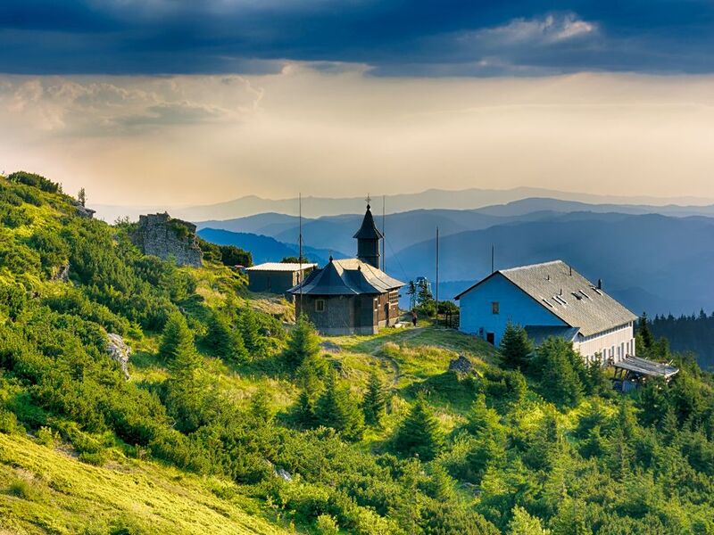 SAKLI ÜLKELERİN İZİNDE, EŞSİZ MOLDOVA TURU