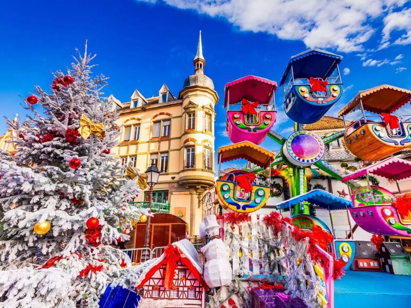 ELEGANT NOEL PAZARLARI AJet Hava Yolları ile 4 Gece