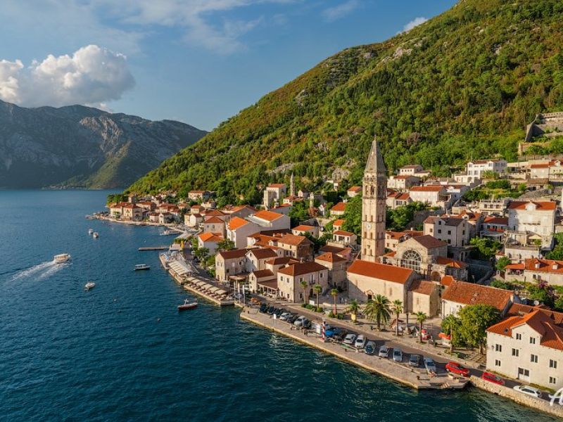 İZMİR HAREKETLİ PGS İLE BUDVA KARADAĞ TURU VİZESİZ TGD-TGD